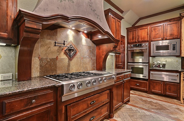 outdoor kitchen