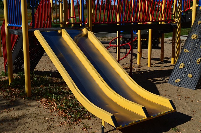 inflatable-water-slides-640x480-77244950.jpeg