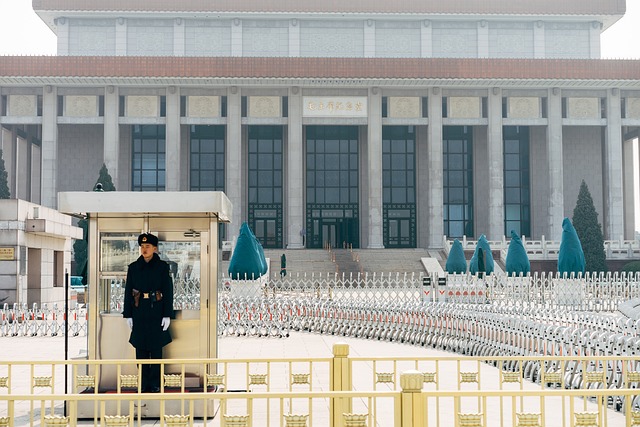 security-guard-640x480-68493587.jpeg