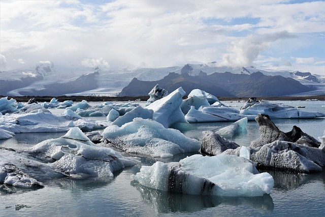 cold-water-therapy-640x480-62304082.jpeg