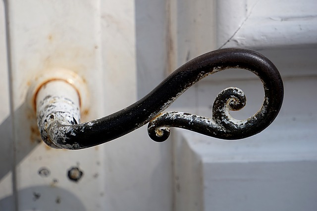metal door, metal gate