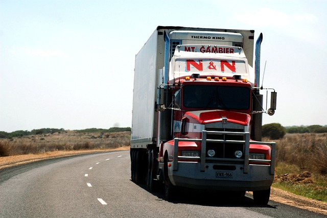truck, tow truck, trucking