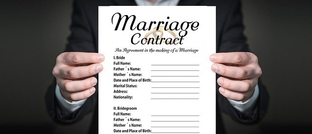 wealth, divorce, couple