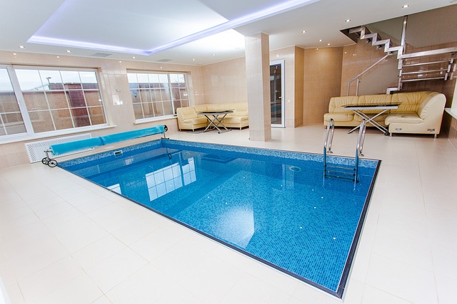 pool deck, pool surround