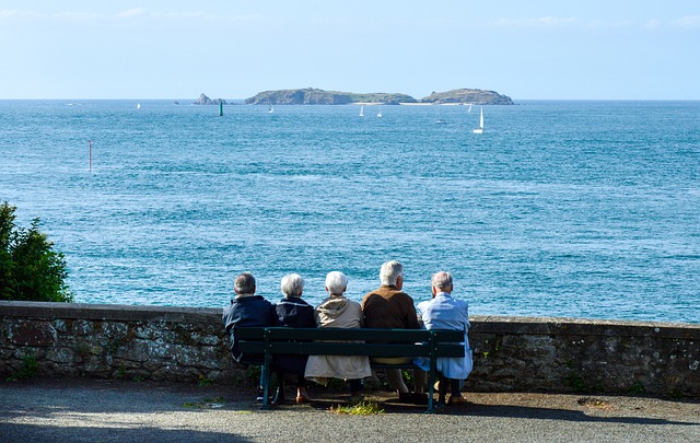 senior, elderly, retirement, retired people