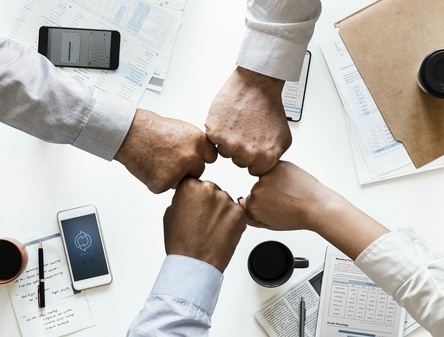 businessman, business meeting, company, lawyer, courtroom