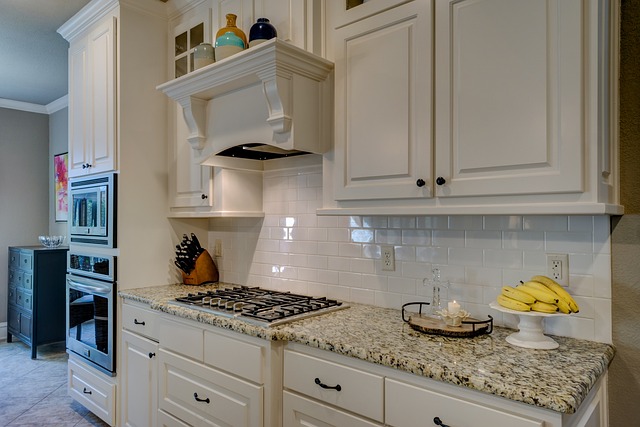 Metal Brackets Elevate Open Shelving for Urban Kitchen Remodel