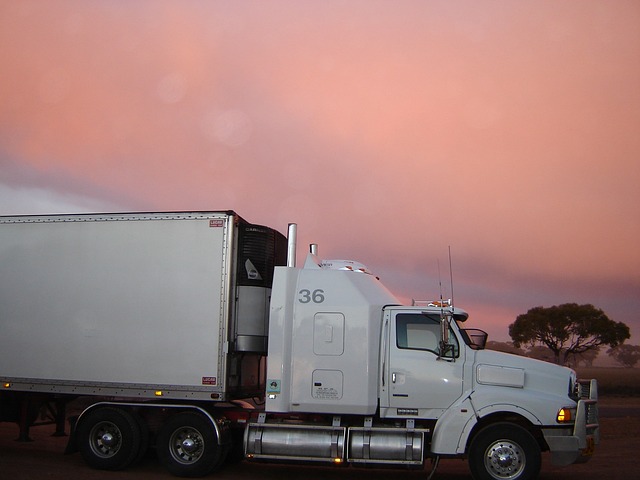 truck, tow truck, trucking