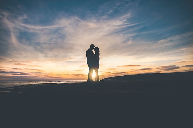 wealth, divorce, couple