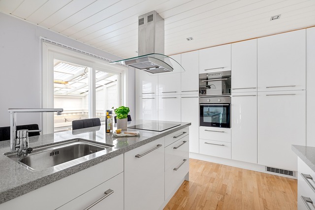 outdoor kitchen