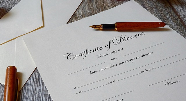 wealth, divorce, couple