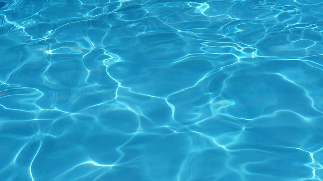 pool-deck-pool-surround-pool-swimming-po-640x480-94468265.jpeg