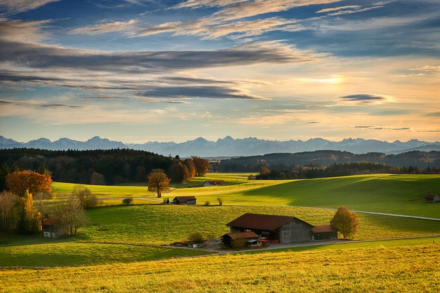 barn-door-640x480-6984030.jpeg