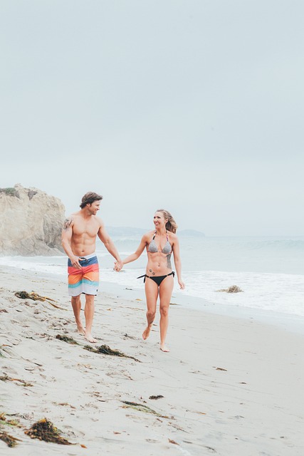 couple-640x480-84548063.jpeg