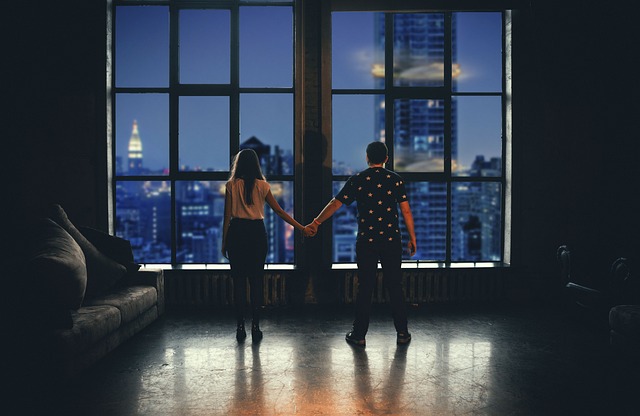 divorce-couple-640x480-77374944.jpeg