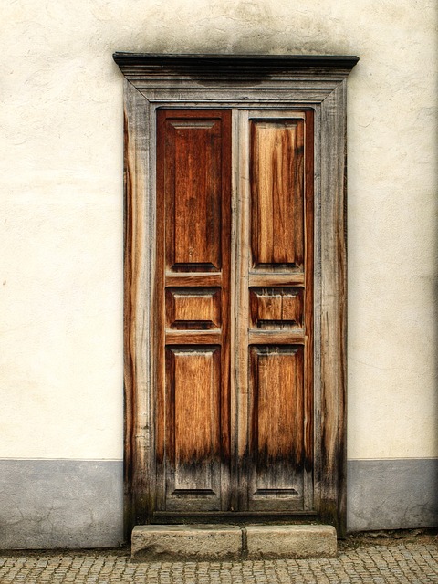 door-640x480-29873491.jpeg