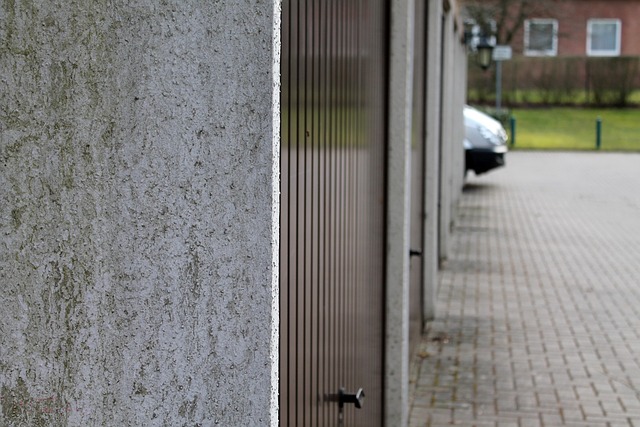 door-640x480-41838370.jpeg