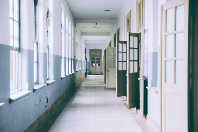 door-640x480-7977743.jpeg
