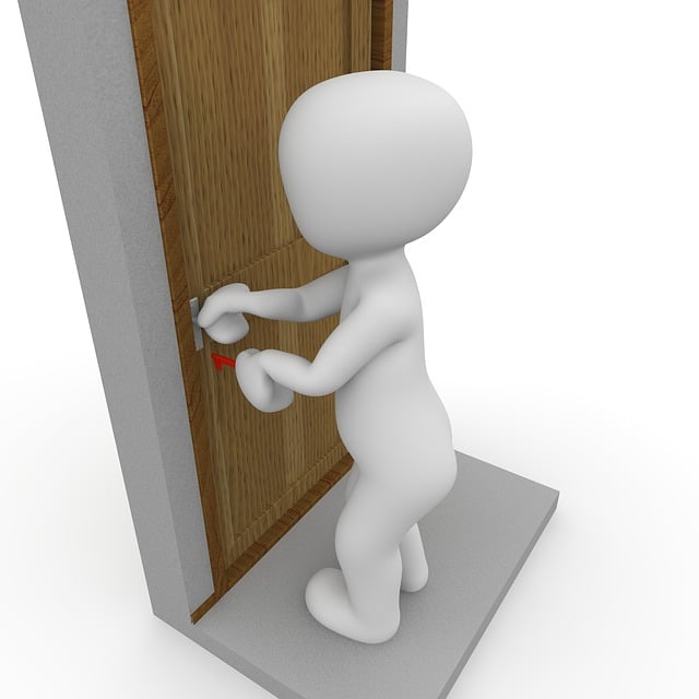 door-640x480-97933086.jpeg