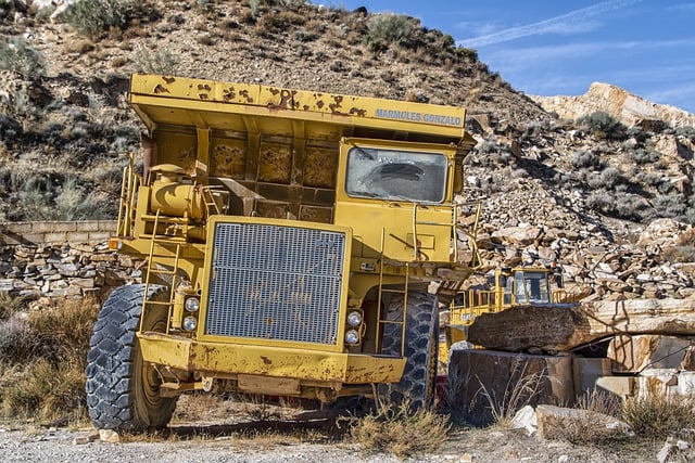 Customizing Dump Truck Insurance: Comprehensive Protection for Hauling & Construction Businesses