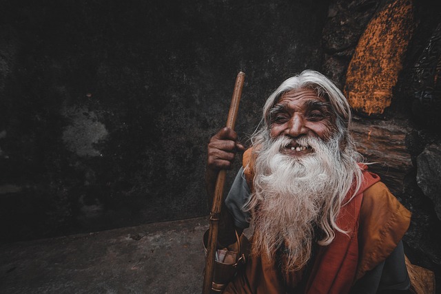 elder-people-senior-asset-wealth-640x480-41584231.jpeg