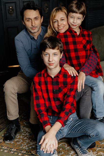 family-640x480-41661768.jpeg