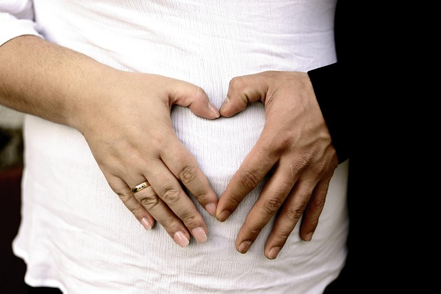 family-baby-pregnant-640x480-70220645.jpeg