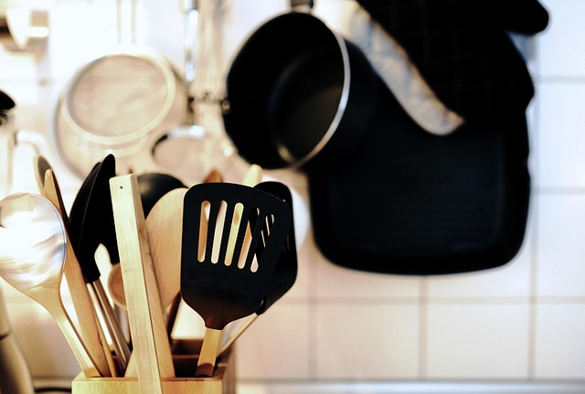 kitchen-640x480-21652778.jpeg