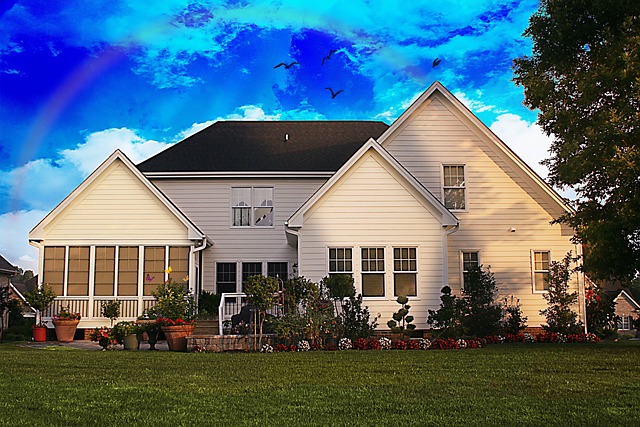 landscaping-backyard-garden-640x480-1390816.jpeg