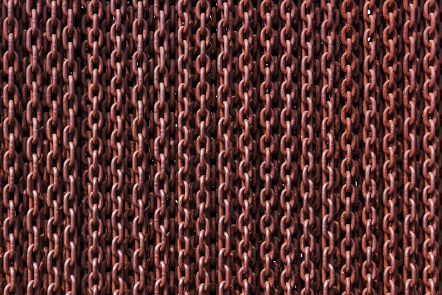 metal-door-metal-gate-640x480-59048474.jpeg