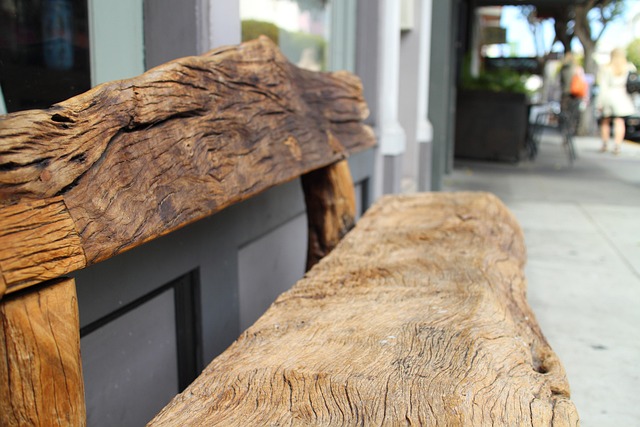 outdoor seating, outdoor seat