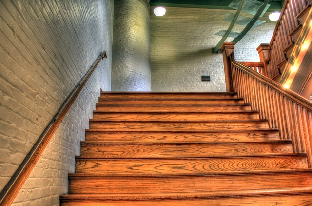 Custom Metal Stair Railings: Modern Designs for Unique Configurations