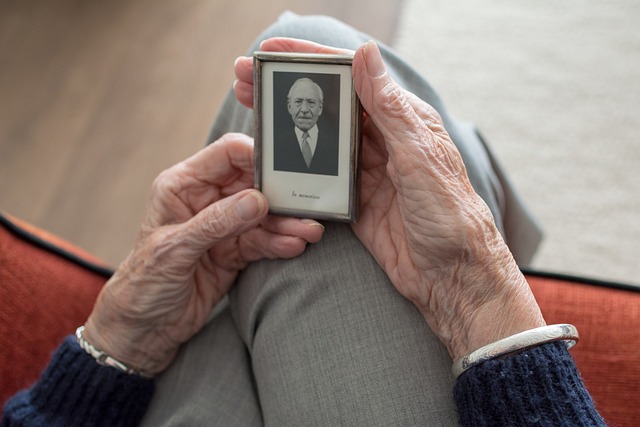 senior, elderly, retirement, retired people