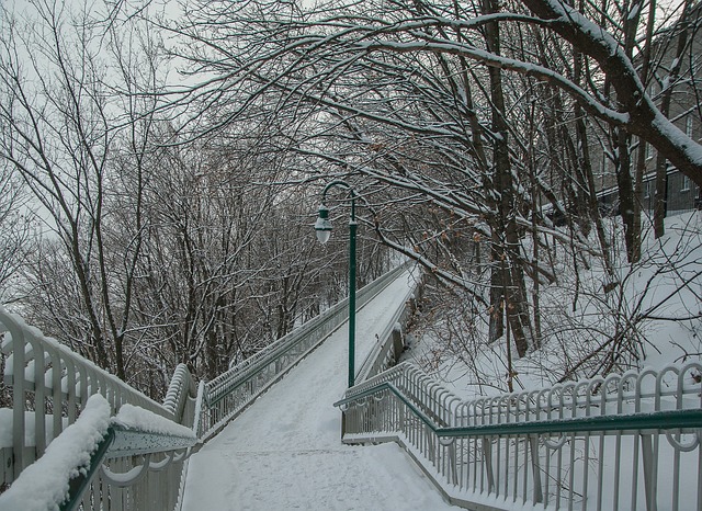 stair-640x480-39368211.jpeg