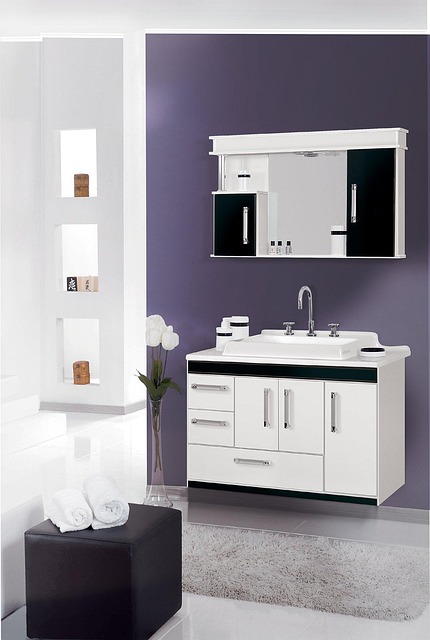 bathroom-640x480-18146611.jpeg