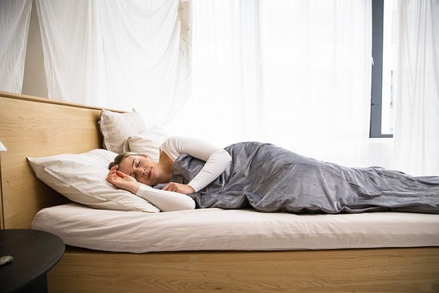 bed-frame-640x480-35693425.jpeg