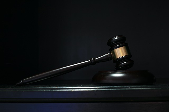 businessman, business meeting, company, lawyer, courtroom