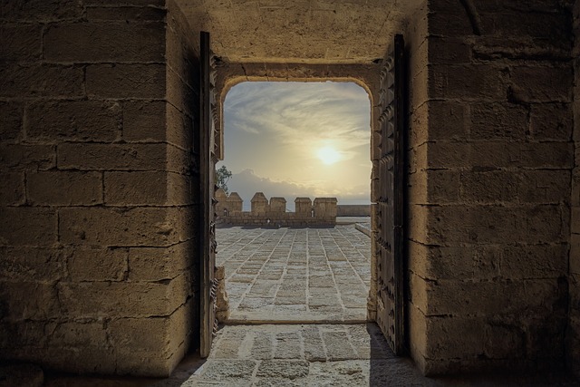 door-640x480-72690903.jpeg