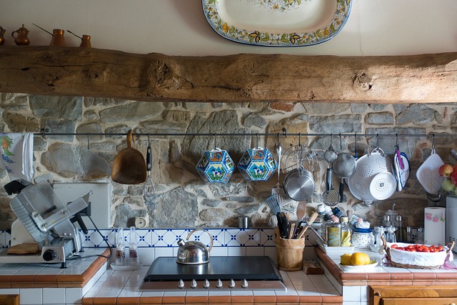 kitchen-640x480-54668112.jpeg