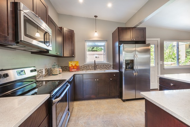 outdoor kitchen