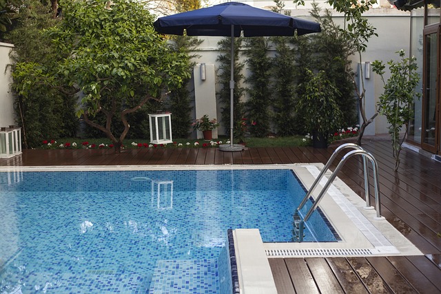 pool deck, pool surround, pool, swimming pool