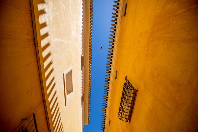roof-640x480-18396213.jpeg