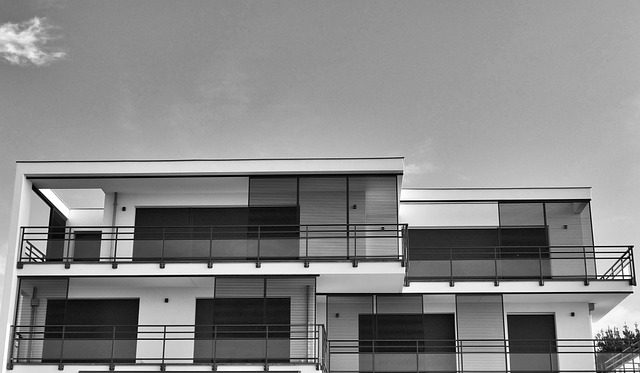 roof-640x480-51066888.jpeg