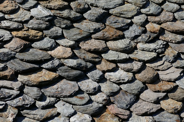 roof-house-roof-roofing-640x480-60441726.jpeg