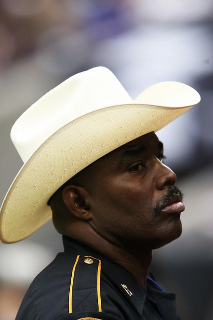 security-guard-640x480-26284103.jpeg