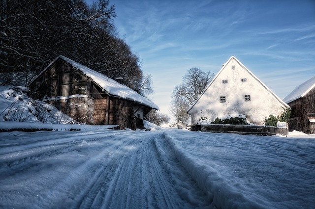 barn-door-640x480-46386788.jpeg