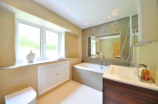 bathroom-640x480-41994434.jpeg