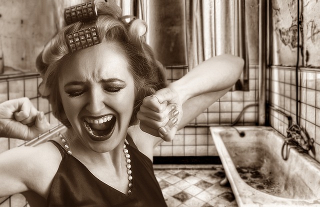 bathroom-640x480-58262378.jpeg