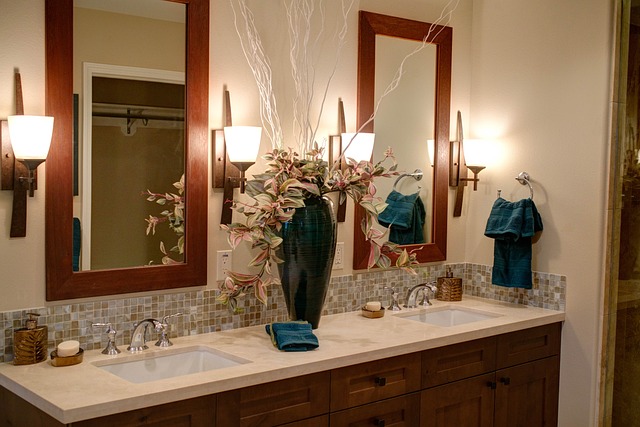 bathroom-640x480-72549081.jpeg