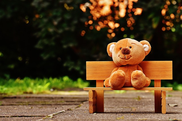 bench-640x480-20703201.jpeg